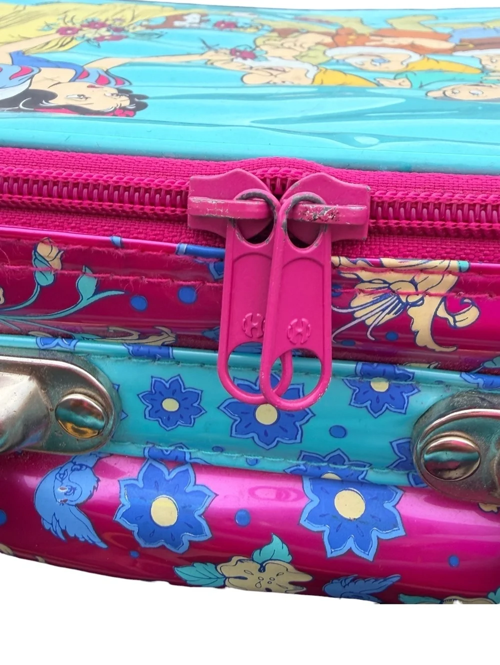 Vintage Snow White and the Seven Dwarfs Hard Case Suitcase